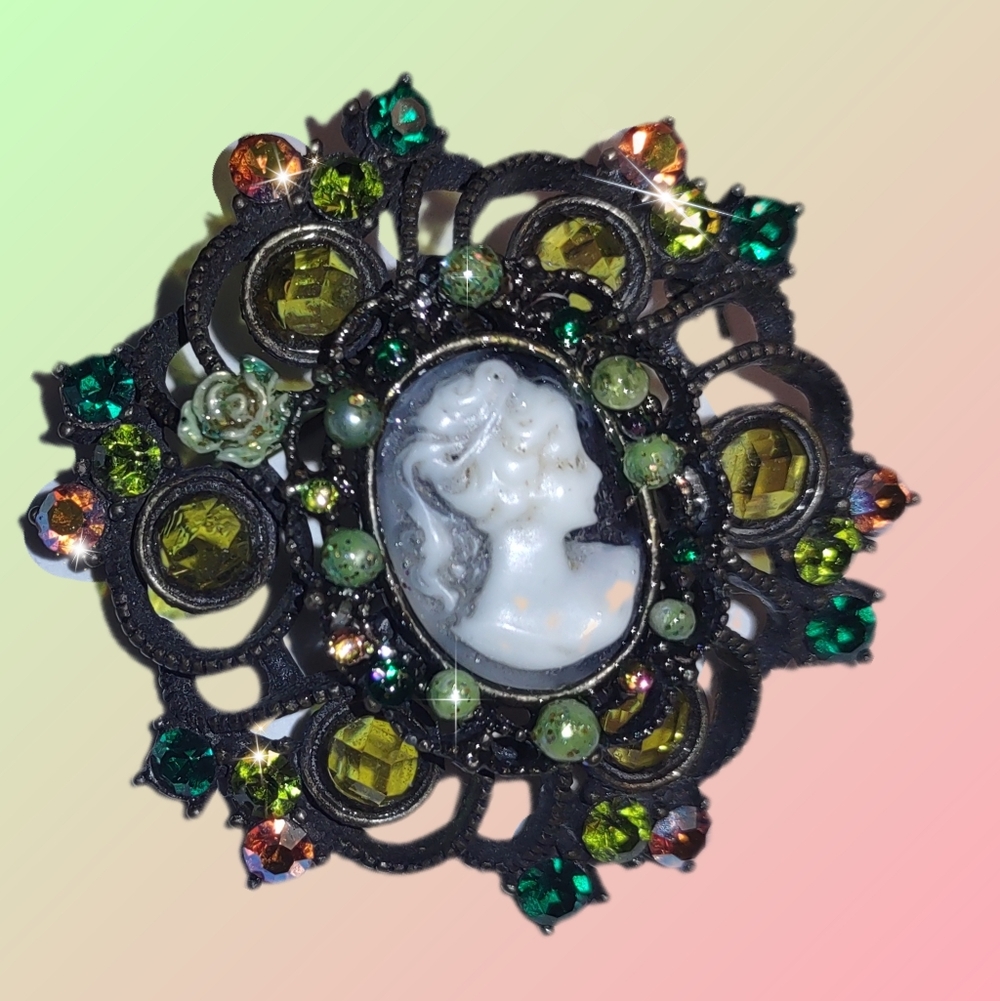Cameo Black Metal w/ Green Crystals, Pearls, Rose Flower